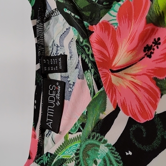 Attitudes women's multi color floral blouse Size: LP - Picture 3 of 5